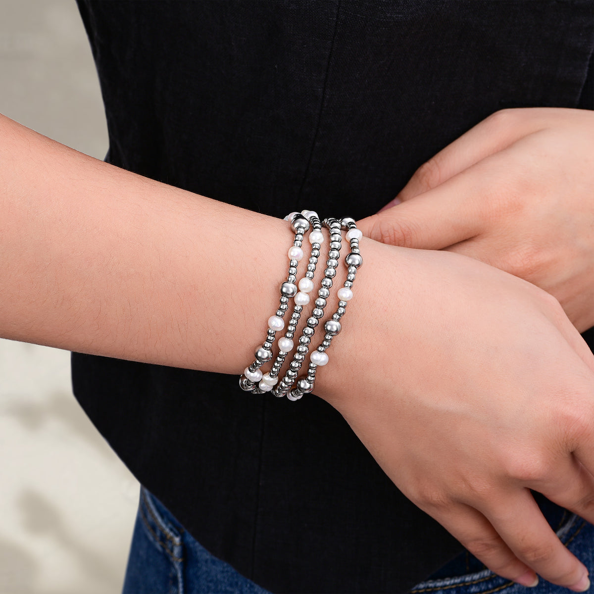 Conjunto de Pulseras de Perlas Brillantes