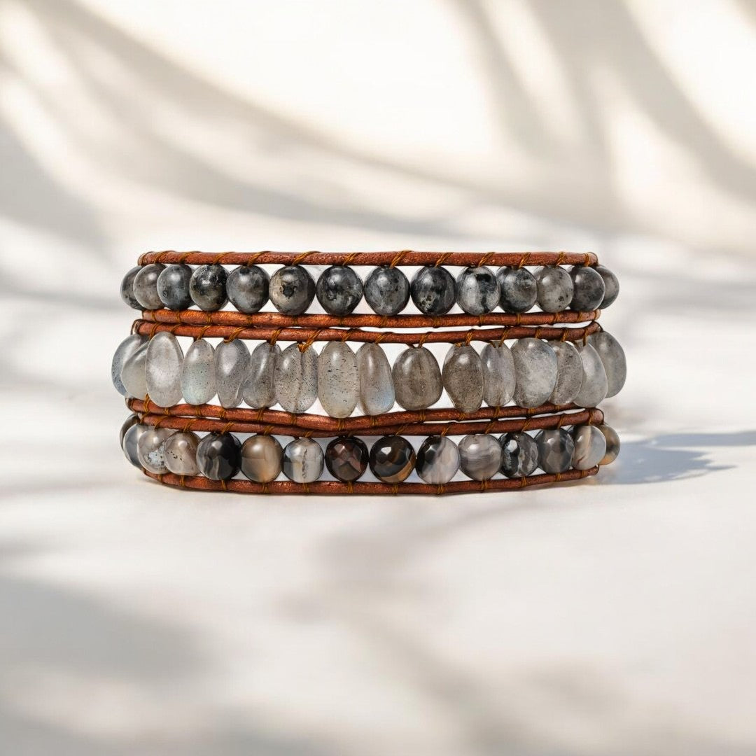 Pulsera envolvente artesanal de labradorita