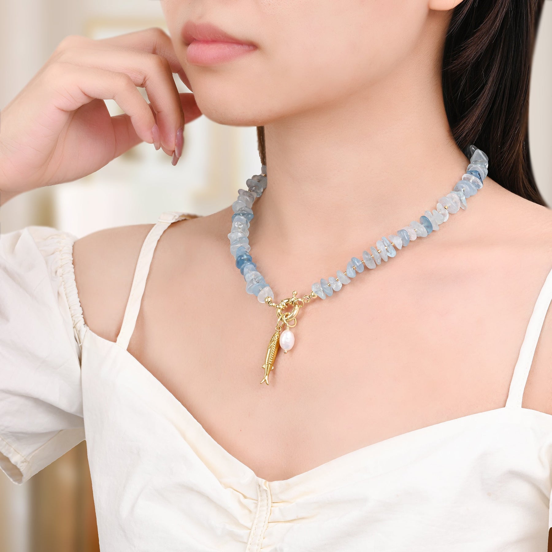 Collar con colgante de perla aguamarina