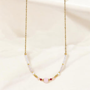 Collar de Cuarzo Rosa a la Luz de la Luna