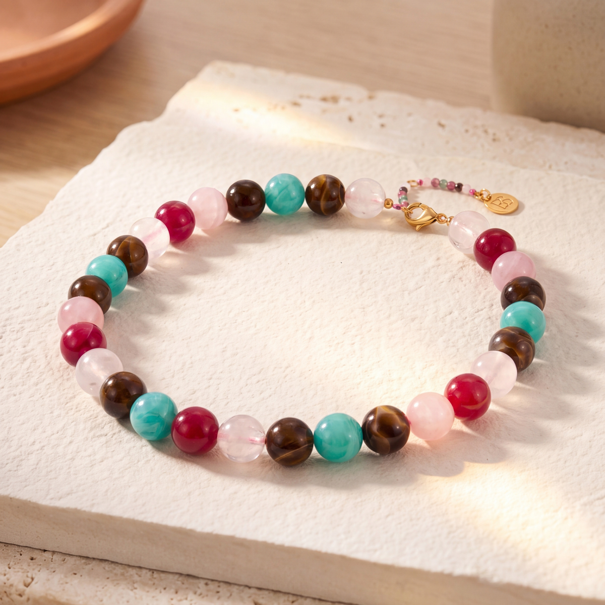 Collar grueso de cuentas con bayas