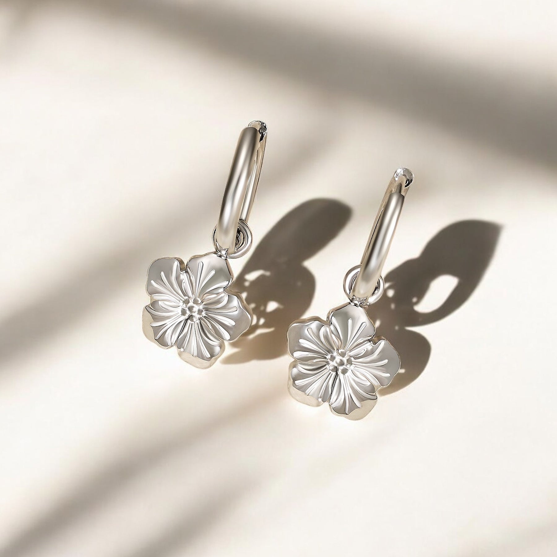 Pendientes de aro Bloom Charm