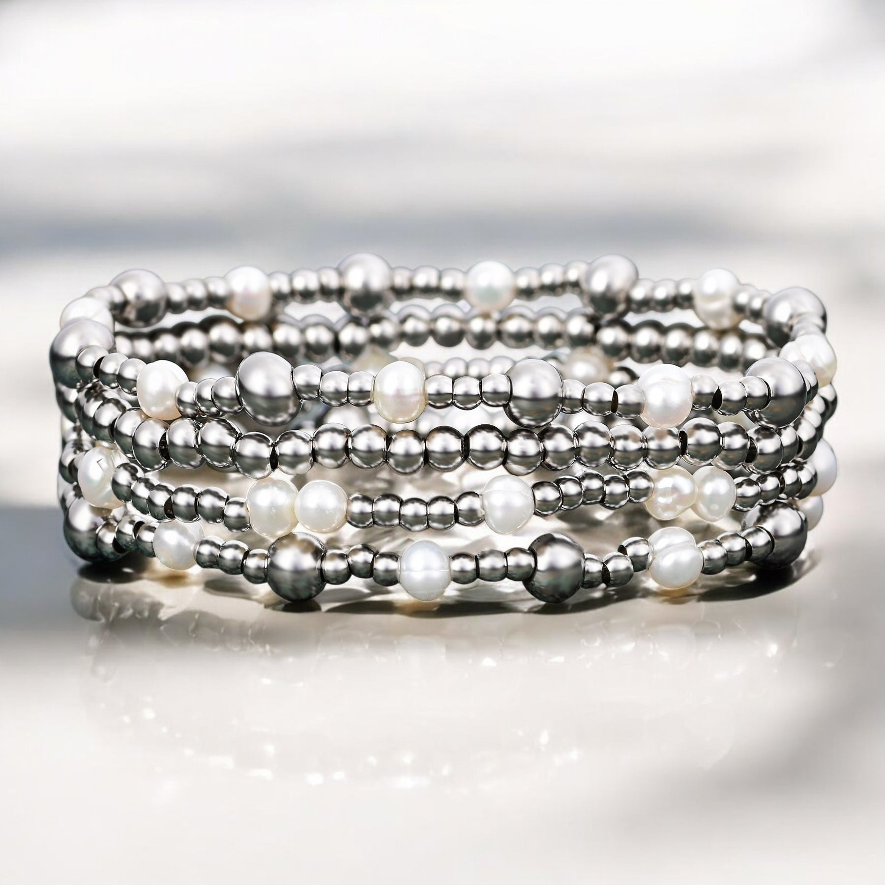 Conjunto de Pulseras de Perlas Brillantes