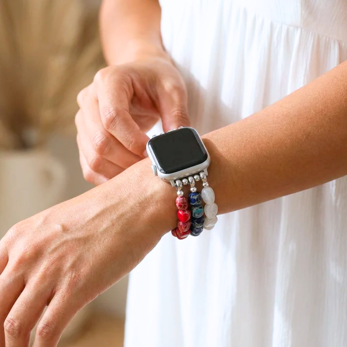 Correa Independence Flame Stretch Apple Watch