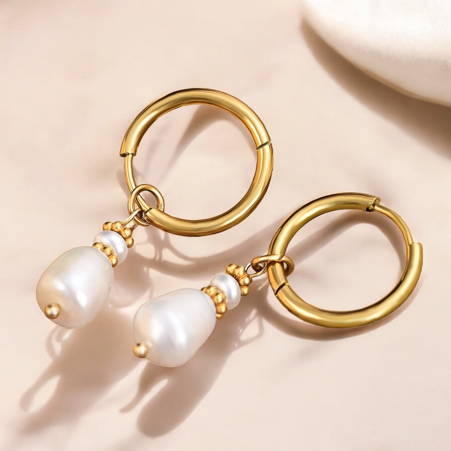 Pendientes de aro de ágata y perla Golden Grace