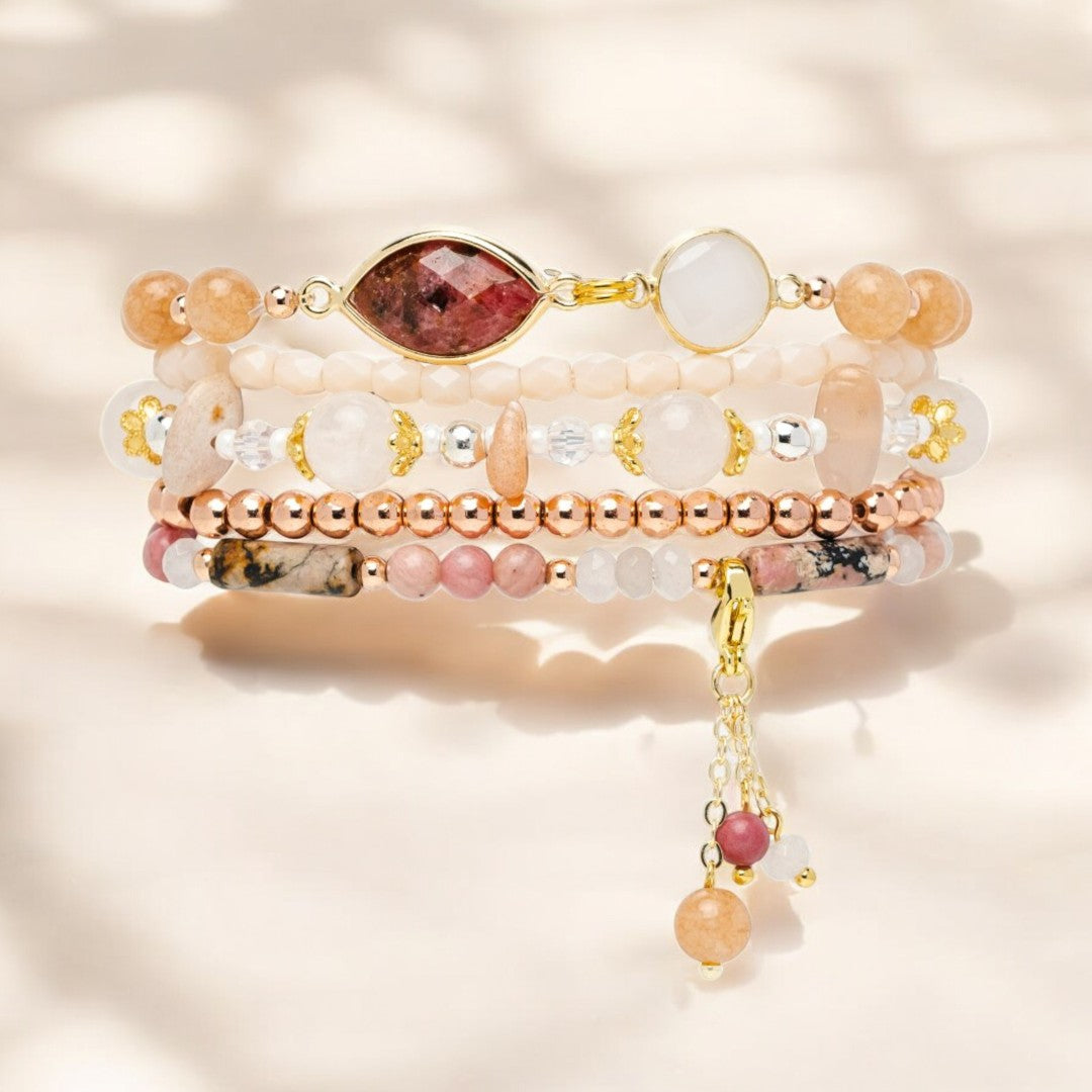 Correa elástica Apple Watch con rosa burdeos